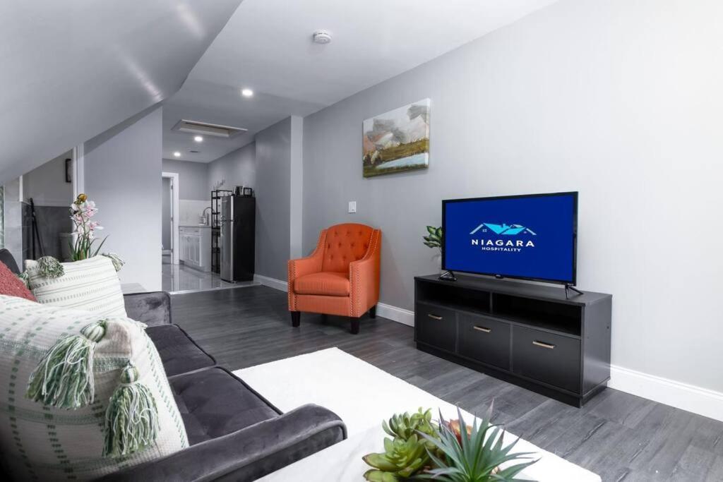 Cozy Micro Apartment, Minutes From Falls Appartement